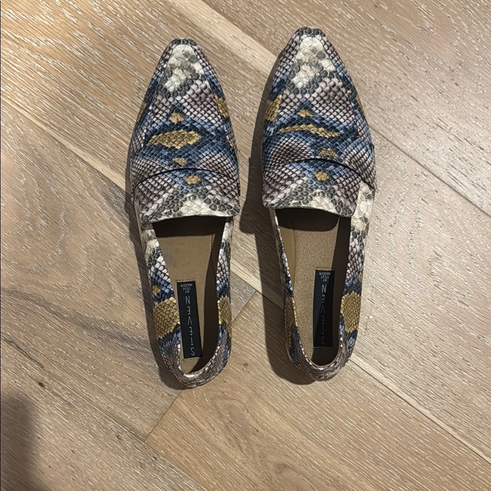 Steven By Steve Madden Blue and Brown Flats with Snakeskin Design